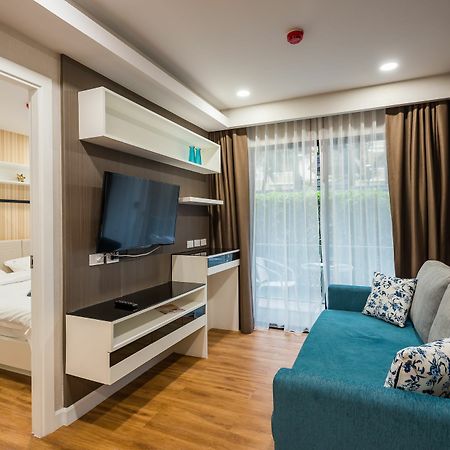 ジョムティエンビーチDusit Grand Parkアパートメント エクステリア 写真