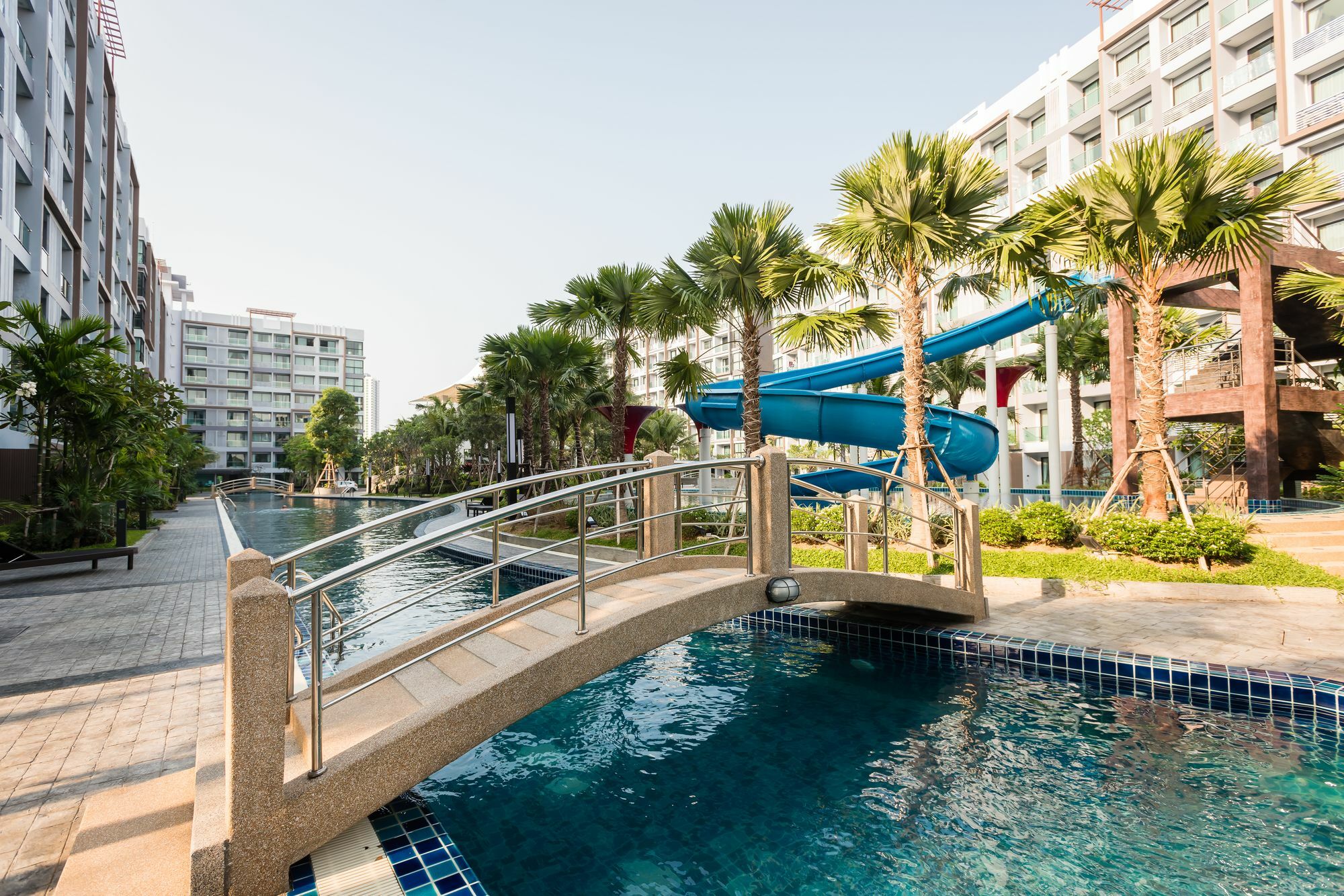 ジョムティエンビーチDusit Grand Parkアパートメント エクステリア 写真